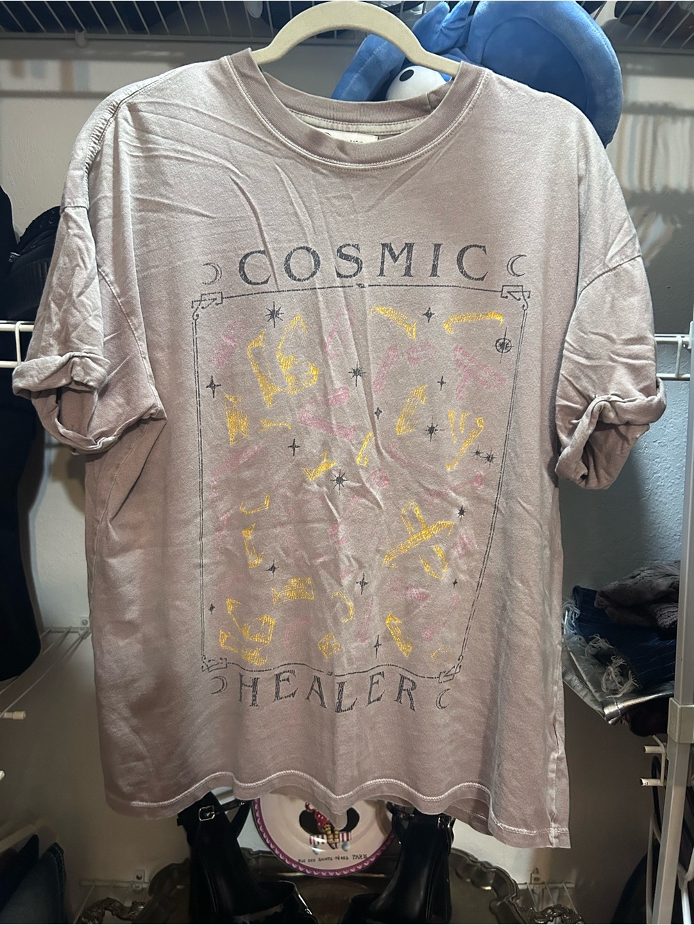Cosmic Healer Graphic Tee - Mauve